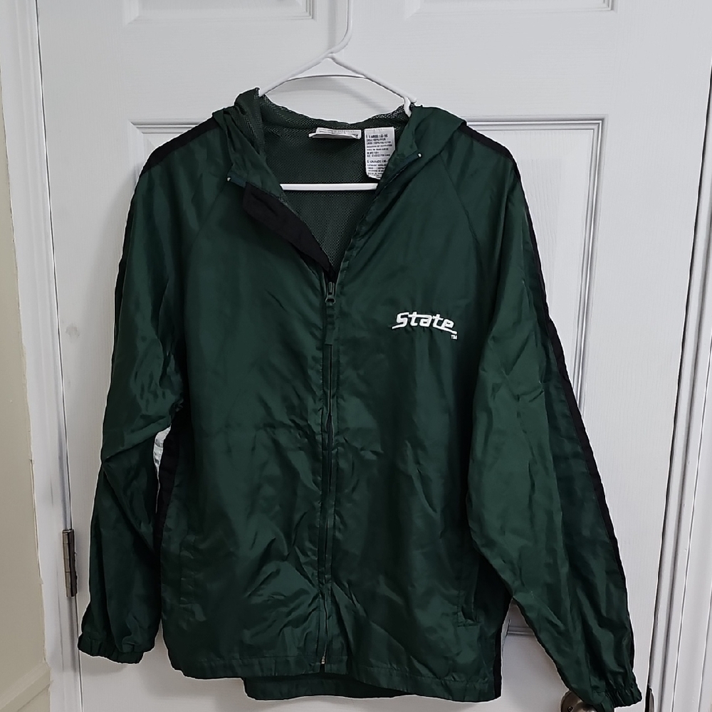 Genuine Stuff Collegiate Green Windbreaker. Size L 14/16.